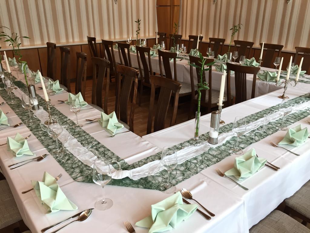 Hotel Am Schlossberg Ziegenruck Bagian luar foto